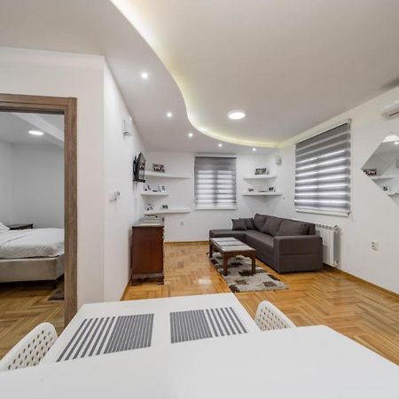 Port 1 Apartman Belgrád Kültér fotó
